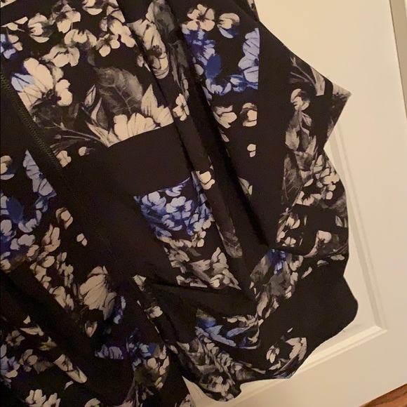 City Chic zip front tunic dress - Picture 3 of 5